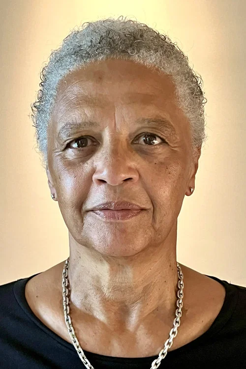 Angela Bruce