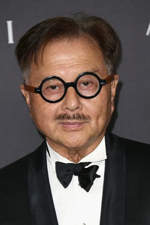 周英华