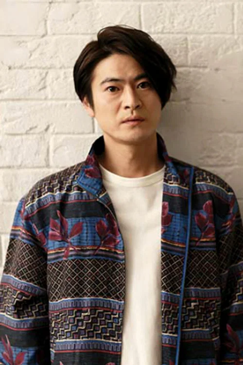 洼冢俊介