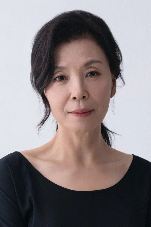 车美京