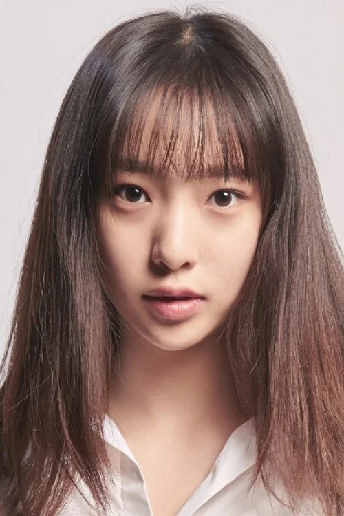 李真伊
