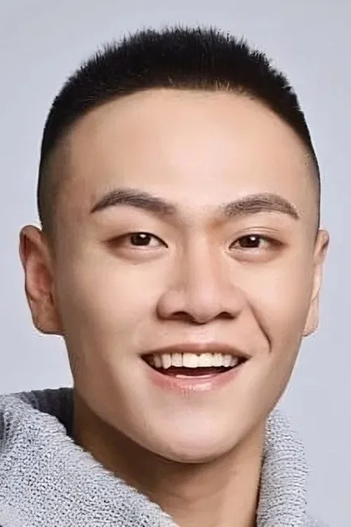 释臣伟