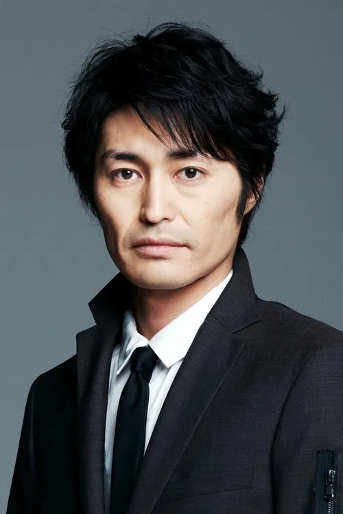 安田显