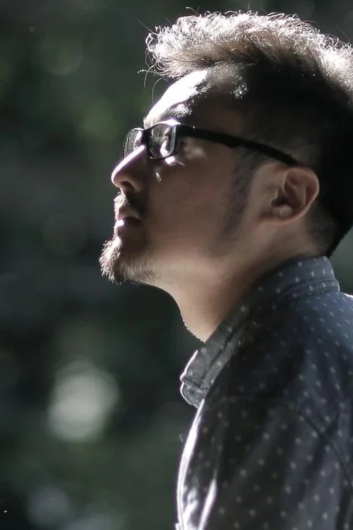 洪亮